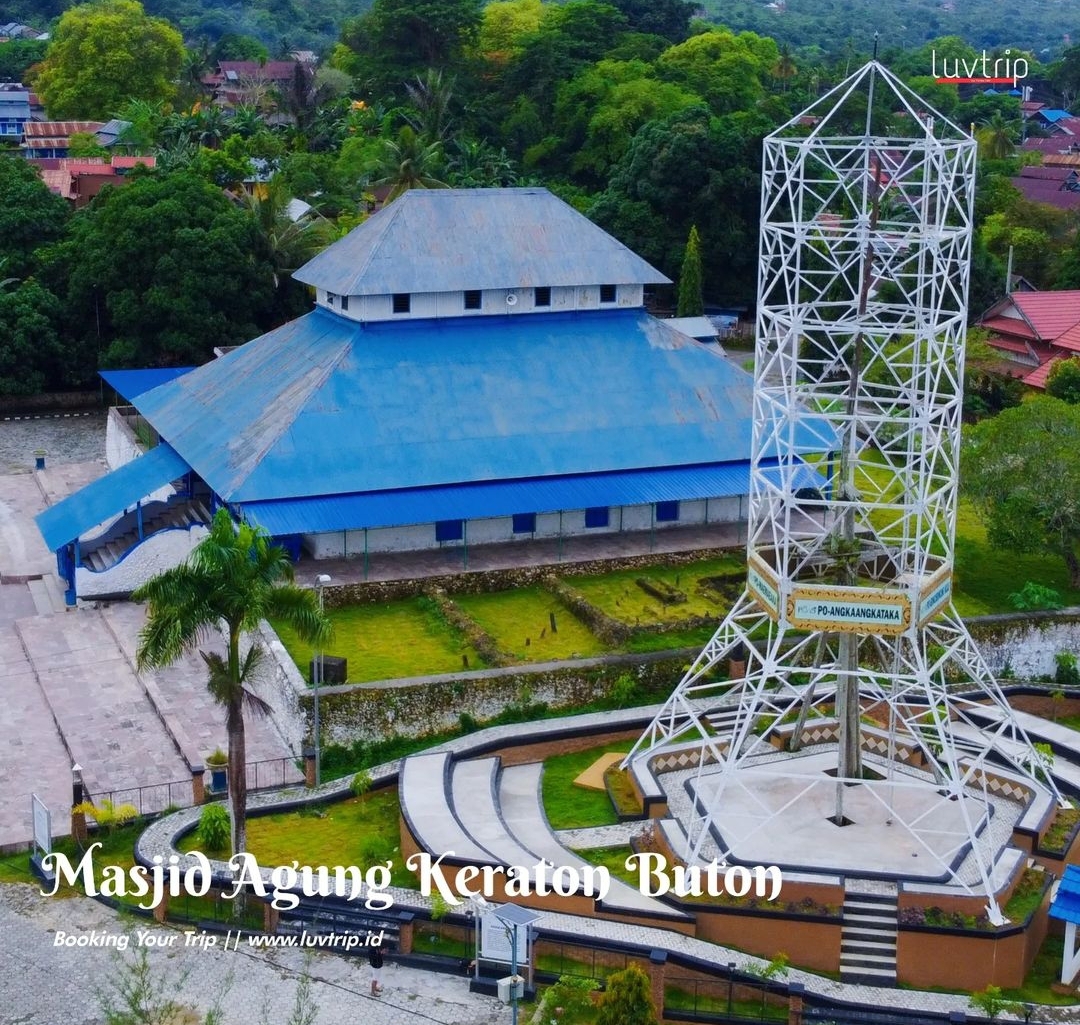 Mengenal Masjid Agung Keraton Buton, saksi sejarah masuknya peradaban Islam di Tanah Buton.